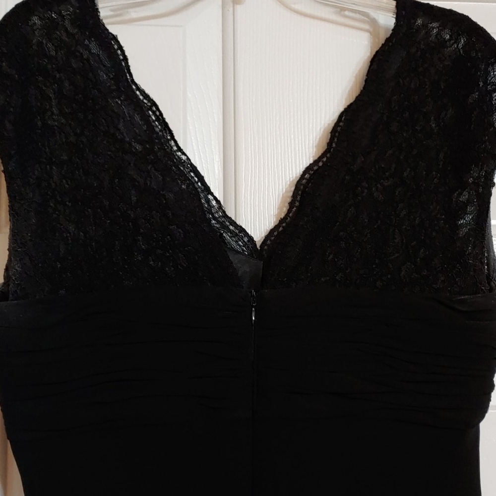 Dress - Picture 4 of 6